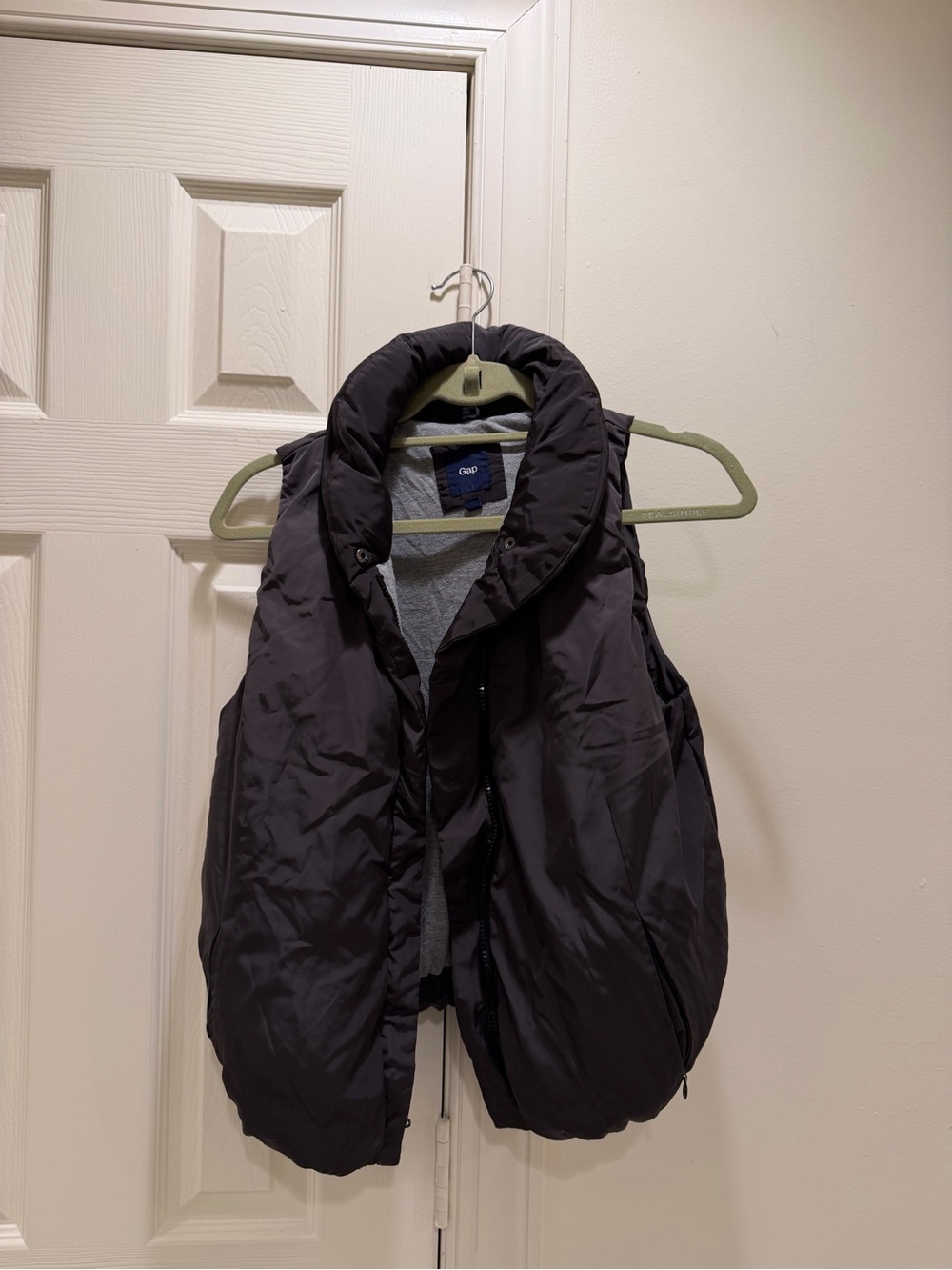 GAP Black Puffer Vest